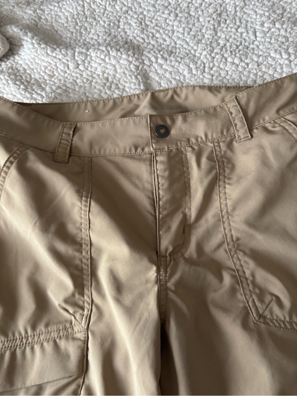 Columbia Tan Cargo Pants - Lightweight Outdoor Utility - Picture 2 of 5